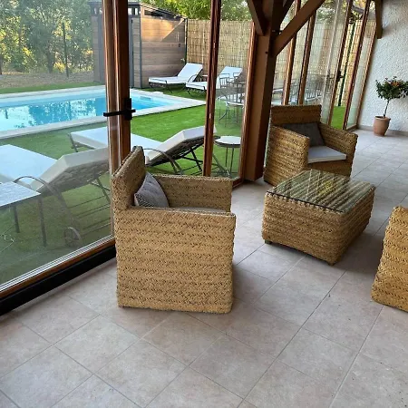 Casa vacanze Domaine H & L - 12 Personnes - Piscine Et Climatisation *